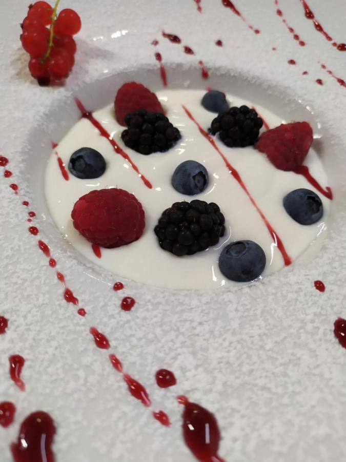 Albergo Ristorante Cacciatori Auronzo di Cadore Exteriör bild