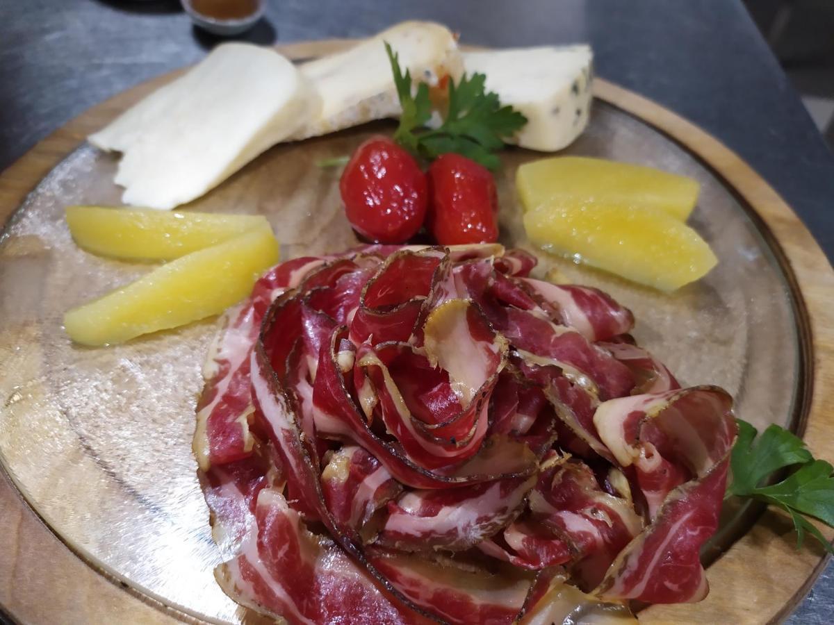Albergo Ristorante Cacciatori Auronzo di Cadore Exteriör bild