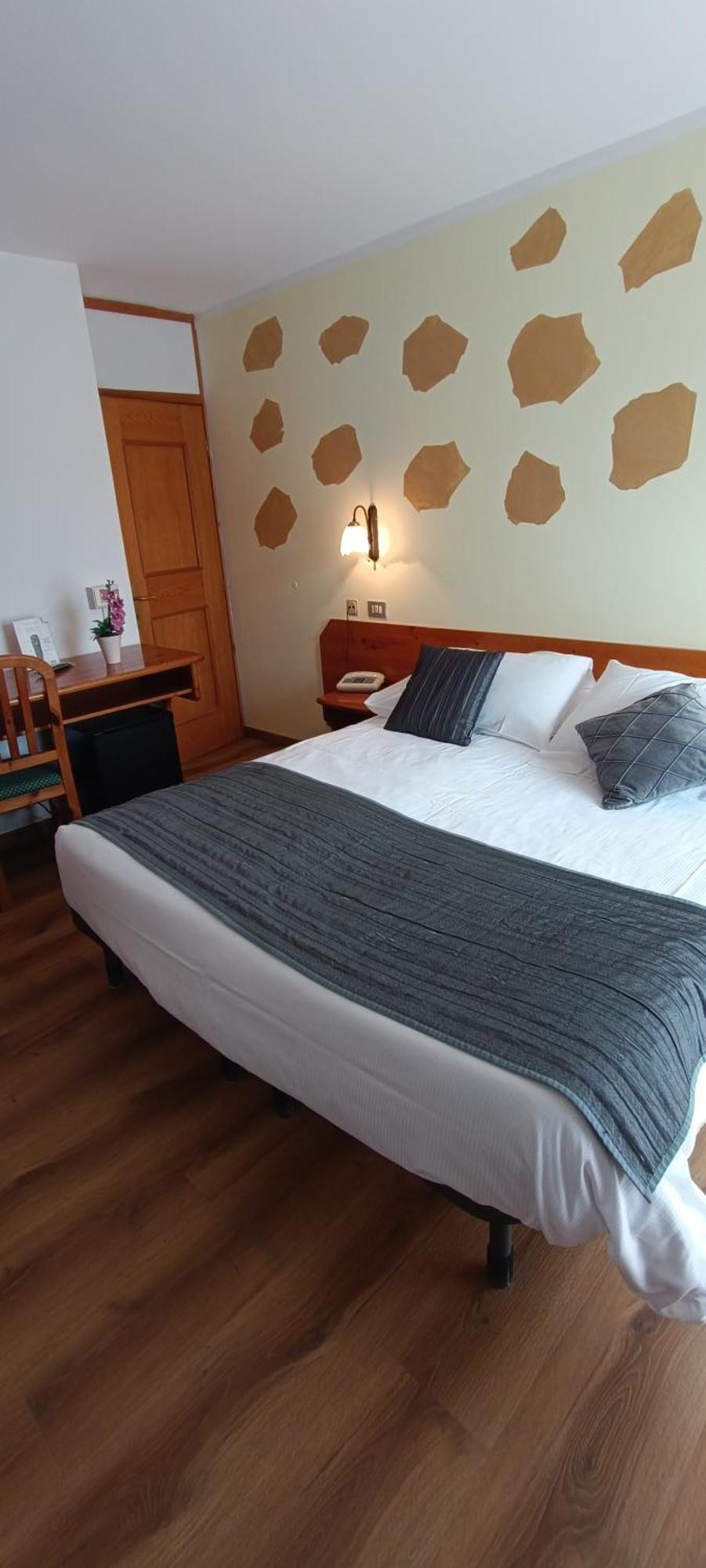 Albergo Ristorante Cacciatori Auronzo di Cadore Exteriör bild