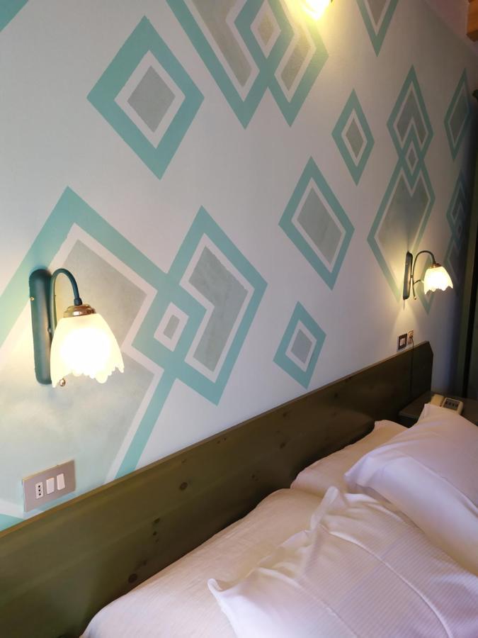 Albergo Ristorante Cacciatori Auronzo di Cadore Exteriör bild
